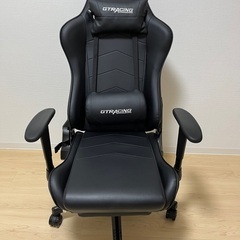 GT Racing ゲーミングチェア　オットマン付き　ブラック