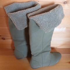 ロングブーツ　カーキ　の画像