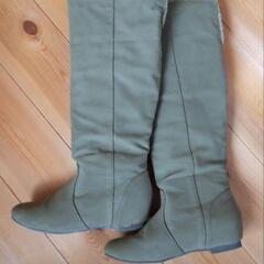 ロングブーツ　カーキ　の画像