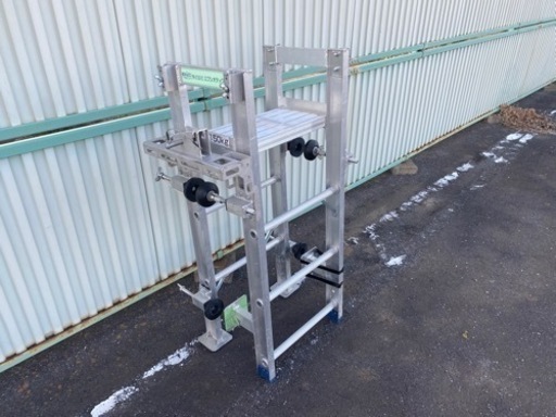 高所作業車 昇降機