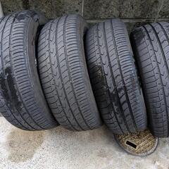 ミニバン用タイヤセット　ホイールキャップ付き195/65R15