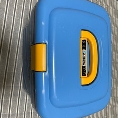 クーラーボックス