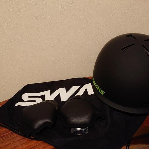 SWANS ヘルメット ゴーグル ヒップパッド IGNIO セット ケース付き スノーボード スノボ