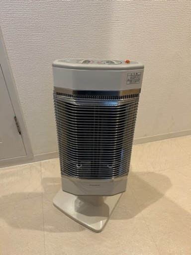 ダイキン　遠赤外線ヒーター　暖房機