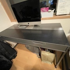 IKEA デスク　奥行き60 幅130の画像