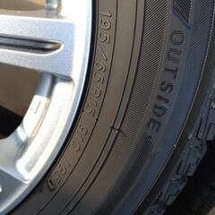 取引中【美品】195/65 R15 スタッドレス アルミホイール ナット付の画像