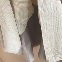 ベージュ　ノースリーブワンピースの画像
