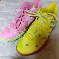 NIKE KYLEE V スポンジボブ、パトリック