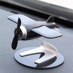 ソーラー発電でプロペラが回ります。ディヒューザー？　一機のみです！黒