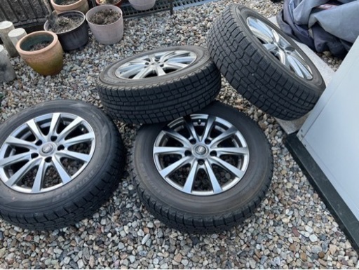 ミゾ多‼️マナレイスポーツ‼️スタッドレスタイヤ　４本セット‼️