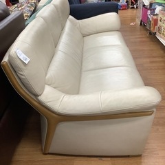 karimoku(カリモク)の3人掛けソファー売ります！