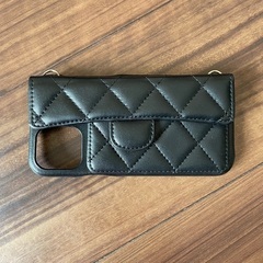 iPhone 12 12pro ケース　マトラッセ　CHANEL風の画像