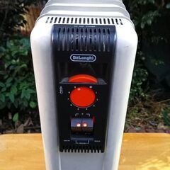 ★お届け可！★ DeLonghi デロンギオイルヒーター　7枚フィン TYP3107の画像
