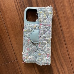 iPhone12 12proケース ツイード　CHANEL風の画像