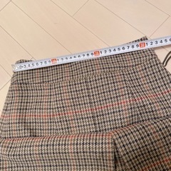 チェック膝下丈スカートの画像