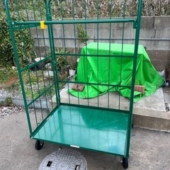 カゴ台車