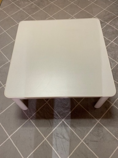 75cm×75cmのこたつ