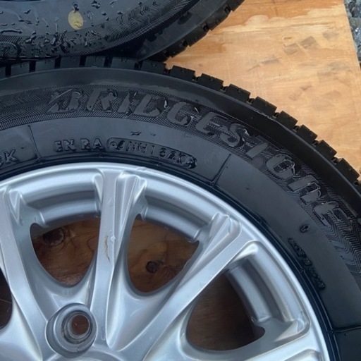 スタッドレスホイールセット 145R12LT