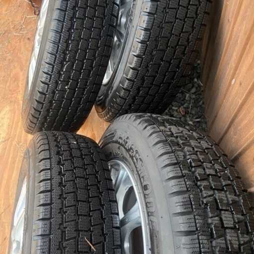 スタッドレスホイールセット 145R12LT