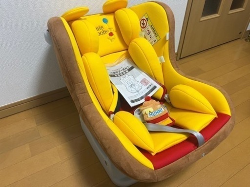 ぷーさんのチャイルドシート　新生児〜4歳まで使える