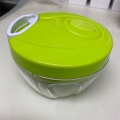 ブンブンチョッパー みじん切り器