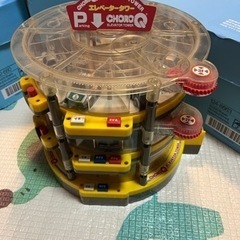 チョロＱとエレベータータワー