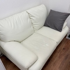 白ソファ