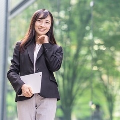 【平均年収505万円！シフト制・社会保険完備・未経験歓迎！】タク...