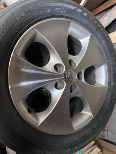 アルファード　タイヤホイール