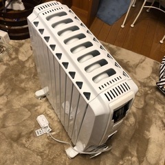 お値下げ　デロンギ　オイルヒーター　dragon ドラゴンデジタルの画像