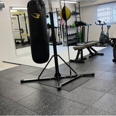 新品‼️ゴムマット　50✖️50 ジム　スタジオ　タイルマットの画像