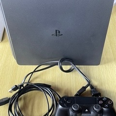 ps4 本体　おまけ付きの画像