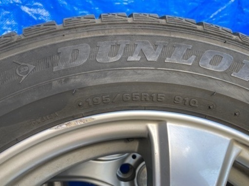 W30プリウス使用　195/65R15  100×5H 　アルミ付