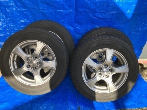 W30プリウス使用　195/65R15  100×5H 　アルミ付