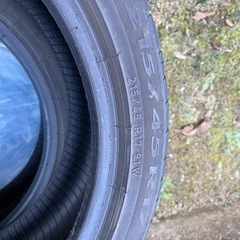 ピレリ 215/45/R17 2本 5分山の画像