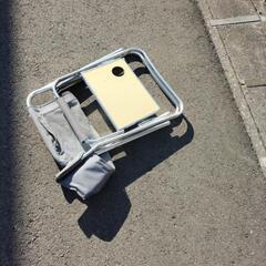 キャンプ用折りたたみチェアの画像