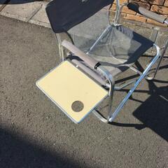 キャンプ用折りたたみチェアの画像