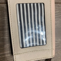 ケイトスペード　定期入れ　の画像