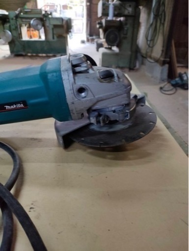 ディスクグラインダー  マキタ makita