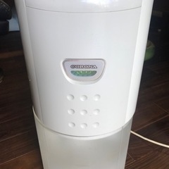 コロナ　CORONA 除湿機　2013年製