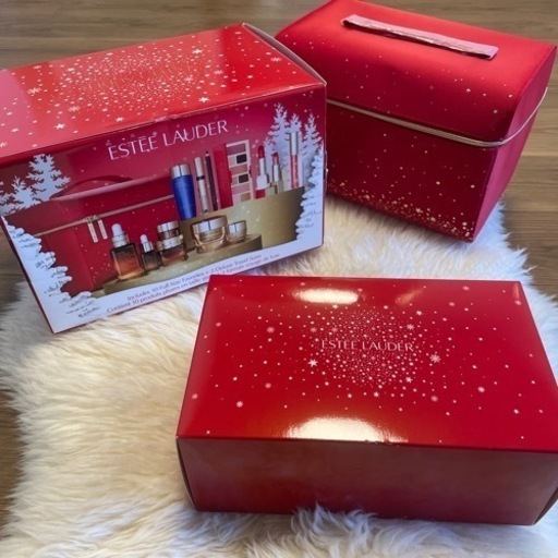 早いものがち！新品エスティーローダー2022年コスメセット