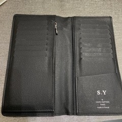 LOUIS VUITTON 長財布※イニシャル入り