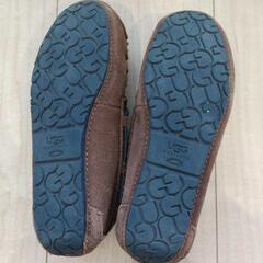 UGG モカシン 19.5 ローファーの画像