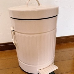 足踏み式ゴミ箱ミニ　ペダルペール小