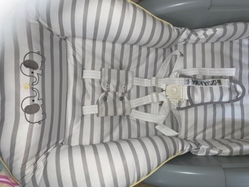 ［美品］値下げアップリカ　ユラリズム