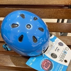 新品　ヘルメット　トイザらス購入　サイズ45-51㎝　屋外スポーツに　子ども用　こどもヘルメットの画像
