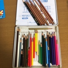 ⭐️⭐️色鉛筆　鉛筆