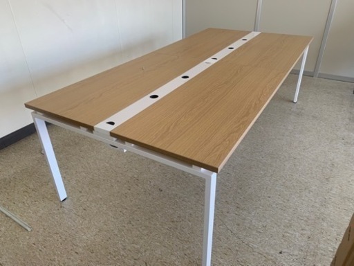 会議用テーブル