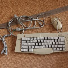 Macintosh Perfoma275（Color ClassicⅡ）の内部のみ（筐体・HDなし）の画像