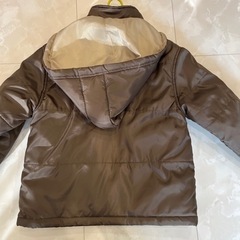 子ども服　120　中綿ジャケット　防寒着の画像